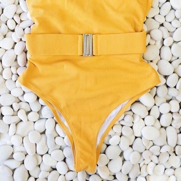 NWT: Ribbed Belted One Piece Swimsuit/Bodysuit in yellow - Picture 6 of 7